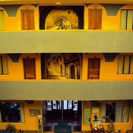 Hotel Utama كوباكابانا المظهر الخارجي الصورة